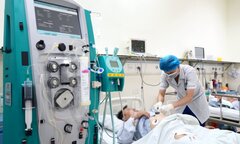 Mỡ máu tăng hơn 40 lần bình thường, người đàn ông vào viện cấp cứu 