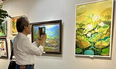 62 hoạ sĩ tái hiện nét đẹp đời thường của 'Cuộc sống quanh ta'