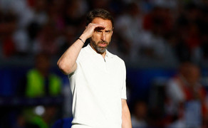 Tuyển Anh như sư tử hóa mèo, HLV Southgate chính là điểm yếu