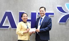 Nữ lao công trả lại gần 1,4 tỷ đồng cho du khách bỏ quên tại Sân bay Đà Nẵng