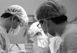 Tưởng tăng cân, ai ngờ mang khối u nặng 8kg trong bụng