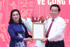 Bà Đinh Thị Mai làm Phó Trưởng Ban Tuyên giáo Trung ương