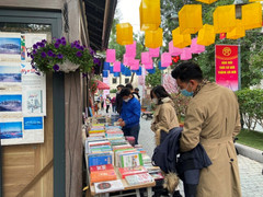 Hưởng ứng ngày Sách và Văn hóa đọc Việt Nam tại Hà Nội