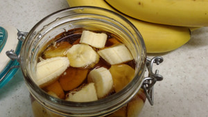 Chuối ngâm giấm tốt đến bất ngờ, cách làm lại cực dễ