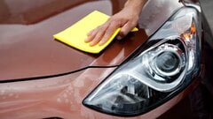 Cách bảo dưỡng và kéo dài tuổi thọ đèn pha ô tô tại nhà