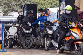 Chiều nay, giá xăng trong nước dự báo tiếp tục tăng