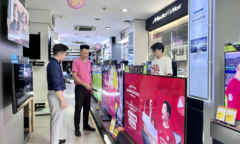 Loạt TV màn hình lớn giảm nửa giá kích cầu mùa Euro
