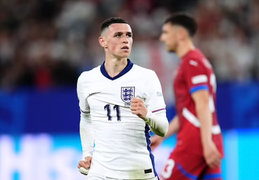 Sao tuyển Anh hú vía khi suýt bị loại: '30 giây nữa là phải về trông con bú'