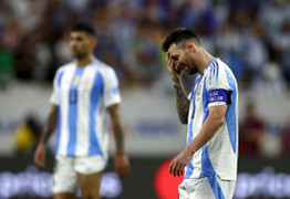Messi đá hỏng luân lưu, HLV Argentina nói gì?