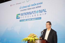 Thông điệp 'Sức mạnh 3.000' từ học bổng tiếng Anh trực tuyến E-International 