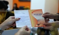 Sổ tiết kiệm đứng tên chồng, vợ muốn rút tiền phải làm thế nào?