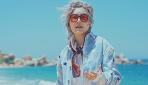 Vicky Nhung trở lại đường đua âm nhạc mùa hè