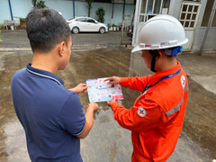 EVNHANOI hướng dẫn khách hàng cách sử dụng điện tiết kiệm, hiệu quả