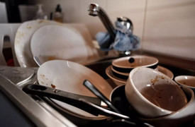 Sai lầm độc hại khi rửa bát mà nhiều người phạm phải