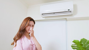 Lý do khiến điều hòa có mùi chua