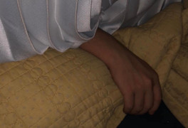 Đi xe khách, cô gái trẻ bị phụ xe giở trò sàm sỡ