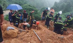 Hiện trường vụ sạt lở đất vùi lấp ô tô khách, 7 người tử vong 