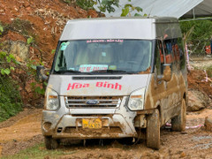 Sạt lở ở Hà Giang: Người phụ nữ thoát chết do say xe, xin xuống giữa đường
