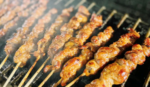 Cách ướp thịt xiên nướng cực ngon tại nhà