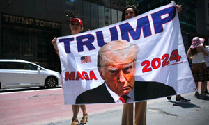 Từ khóa 'dàn dựng' vào top tìm kiếm sau vụ ám sát ông Trump