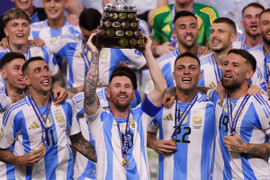 Thắng nghẹt thở Colombia trong hiệp phụ, Argentina vô địch Copa America