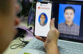 Ngân hàng áp dụng sinh trắc học, nạn lừa đảo chuyển tiền có giảm?