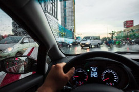 Vì sao ô tô đi trong thành phố tốn nhiên liệu hơn cao tốc?