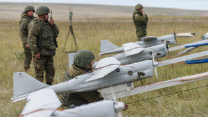 Khoảnh khắc UAV Nga phá hủy pháo tự hành do Mỹ sản xuất ở Ukraine