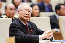 Trao tặng Huân chương Sao Vàng cho Tổng Bí thư Nguyễn Phú Trọng