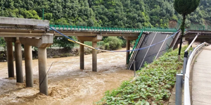 Sập cầu tại Trung Quốc: Hơn 40 người thiệt mạng và mất tích