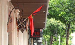 Nhiều nơi treo cờ rủ sớm tưởng nhớ Tổng Bí thư Nguyễn Phú Trọng