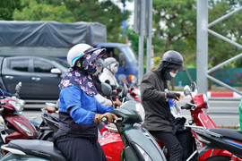 Dự báo thời tiết TP.HCM ngày 25/7: Nắng gián đoạn, mưa dông về chiều tối