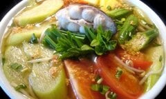 Cách nấu canh cá dọc mùng, không lo bị ngứa