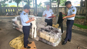 Hà Tĩnh: Gần 3.000 trang phục tập Yoga có dấu hiệu nhập lậu