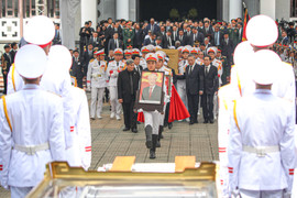 Tiếc thương, lưu luyến tiễn biệt Tổng Bí thư Nguyễn Phú Trọng