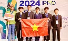 5/5 học sinh Việt giành huy chương Olympic Vật lý quốc tế 2024