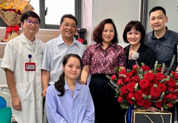 Nữ bác sĩ bị tấm kính rơi vào người sẽ trở lại làm việc tại Bệnh viện K