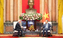 Phó Chủ tịch Hội đồng châu Âu EC Josep Borell hội kiến Chủ tịch nước Tô Lâm