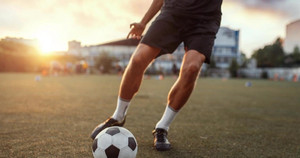 Đột quỵ sau trận bóng đá