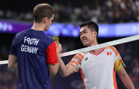 Lê Đức Phát thắng áp đảo trong trận đầu tiên ở Olympic