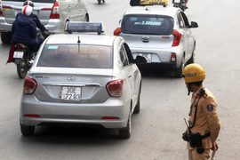 Che biển số xe ô tô bị phạt bao nhiêu tiền?