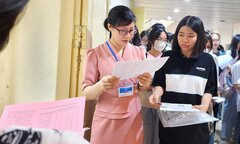 Yêu cầu không dùng ngữ liệu trong sách giáo khoa Ngữ văn để kiểm tra
