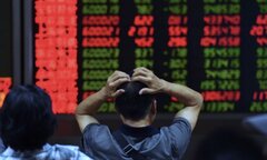 La liệt nhà đầu tư mất trắng hơn nửa tài sản sau khi chứng khoán lao dốc