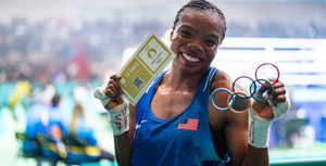 VĐV đăng ảnh nóng, diễn hề kiếm tiền nuôi giấc mơ Olympic