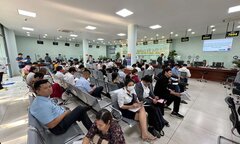 Lo giá đất mới tăng cao, người dân TP.HCM gấp rút chuyển quyền sử dụng đất