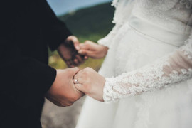 Đề xuất quy định giờ làm việc đủ ngắn để người lao động có thời gian tìm bạn đời