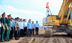Thủ tướng yêu cầu không để tình trạng dự án trọng điểm chờ mặt bằng