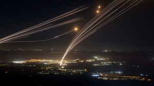 Hezbollah dồn dập tấn công 10 cứ điểm quân sự Israel trong 24 giờ