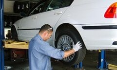 Vì sao cần phải đảo lốp ô tô?