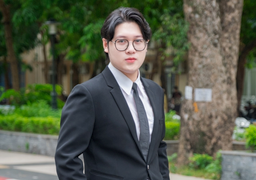 10X Ninh Bình là thủ khoa trường Đại học Kinh tế quốc dân với điểm gần tuyệt đối